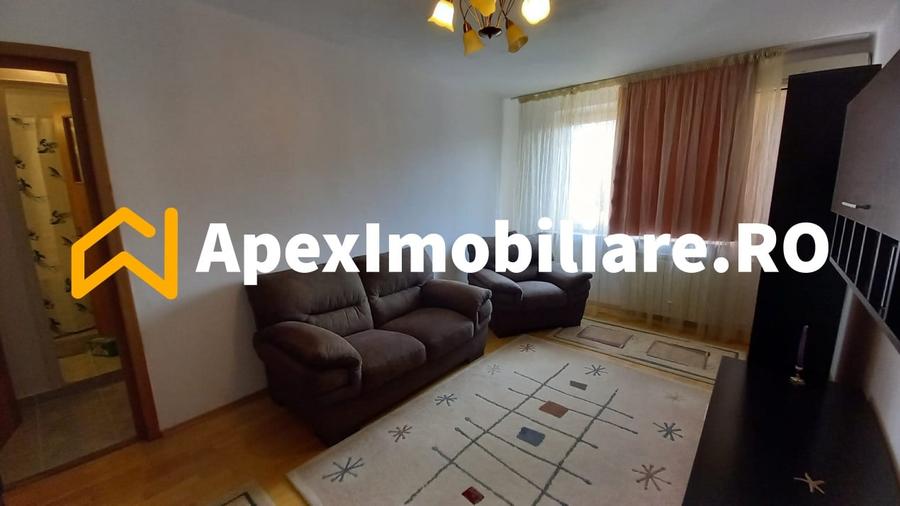 Apartament cu 3 camere semidecomandat, mobilat în Iancului