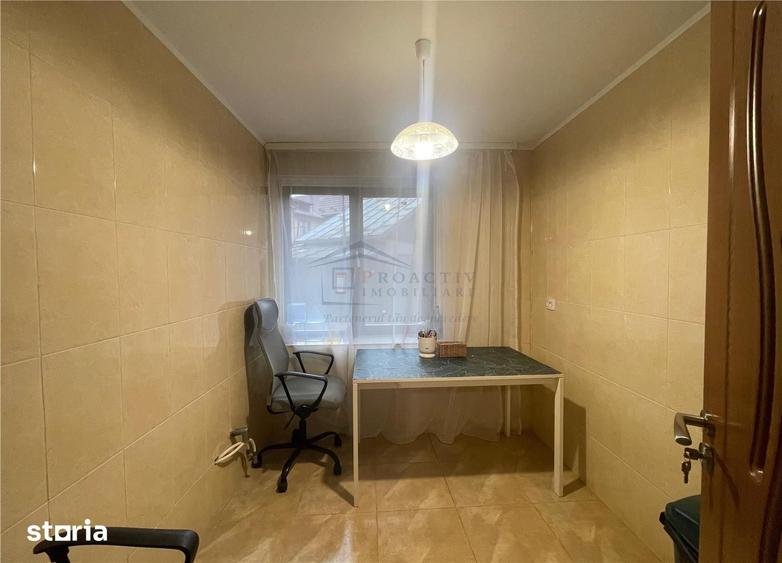 Apartament cu 3 camere în Central