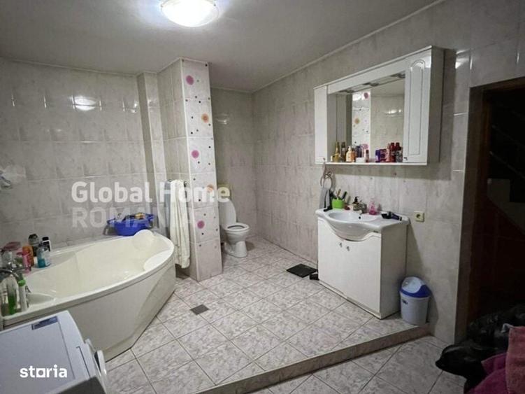Casă cu 4 camere în Splaiul Unirii