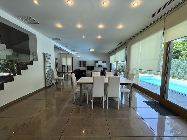 Casă individuală cu 5 camere cu Piscina în Pipera