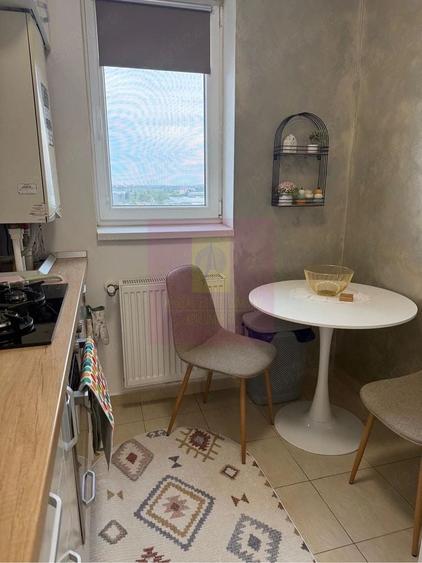 Apartament cu 2 camere semidecomandat în Theodor Pallady
