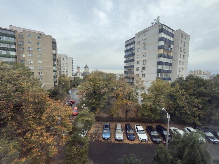 Apartament cu 2 camere semidecomandat în Vest