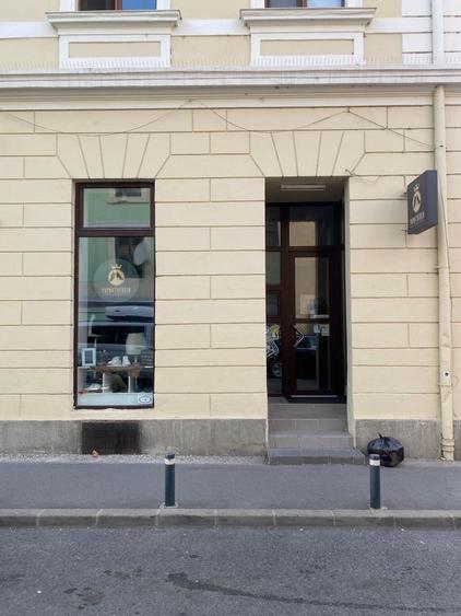 Spațiu comercial, de 51 mp, în Central