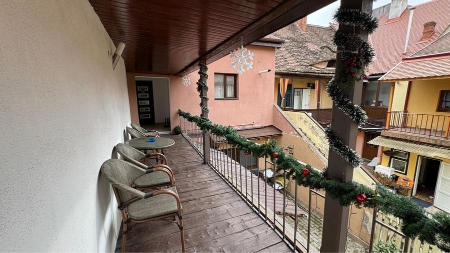 Apartament cu 2 camere decomandat în Ultracentral