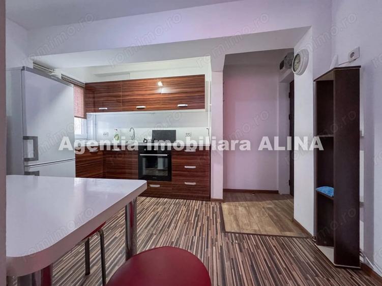 Apartament cu 3 camere decomandat în Dacia