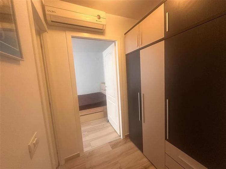 Apartament cu 2 camere semidecomandat, mobilat în Aradului