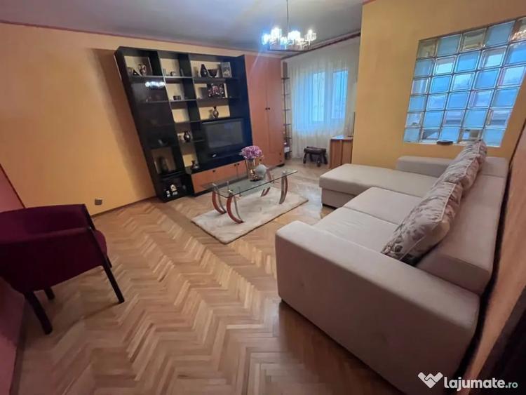 Apartament cu 4 camere decomandat, mobilat în Brazda lui Novac