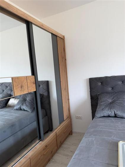 Apartament cu 2 camere decomandat în Berceni