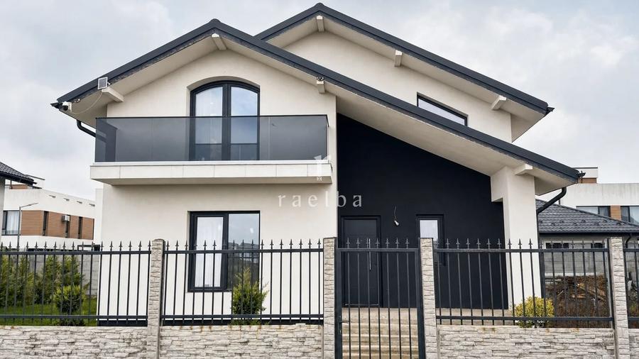 Casă individuală cu 4 camere cu Teren 300 Mp în Tunari