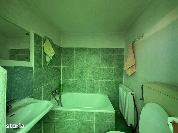 Casă cu 4 camere cu Teren 376 Mp în Ghiroda