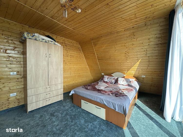 Casă cu 3 camere în Priseaca