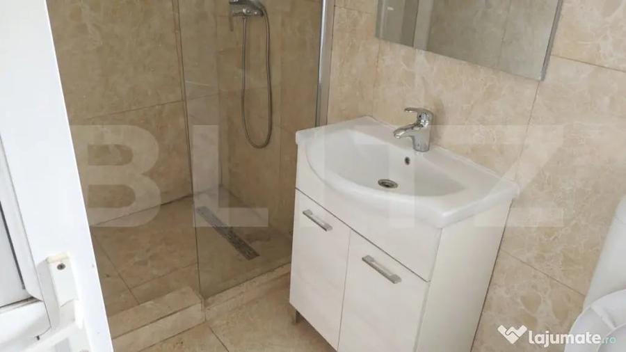 Casă cu 4 camere cu Teren 619 Mp în Cornești