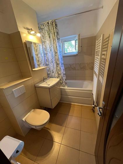 Apartament cu 2 camere semidecomandat în Spitalul Județean