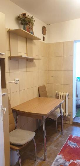 Apartament cu 2 camere decomandat în Galata