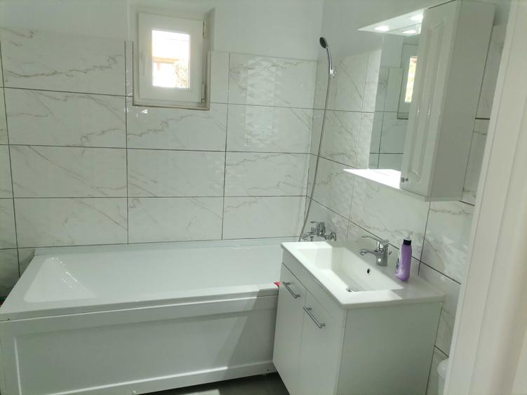 Apartament cu 2 camere, decomandat, pentru inchiriat - 2