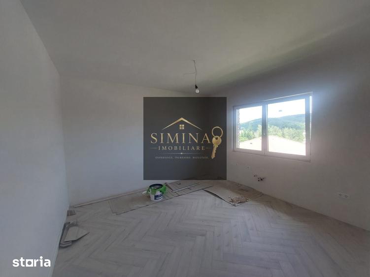 Casă cu 4 camere cu Teren 500 Mp în Păsăreni