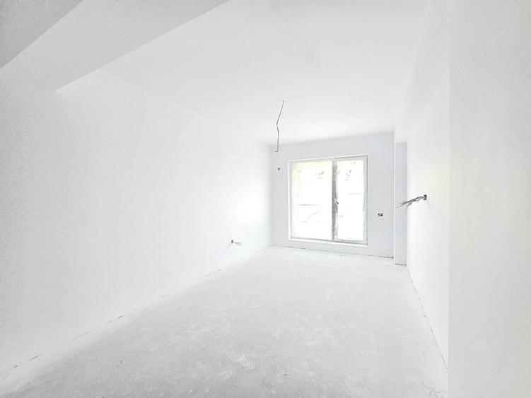 Apartament cu 3 camere decomandat în 1 Decembrie 1918