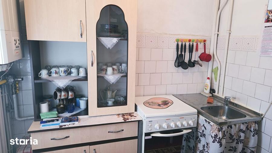Apartament pe Traian Vuia la Etajul 2 - 14