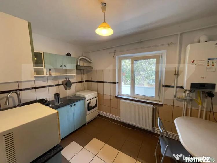 Apartament cu 3 camere decomandat în Lăpuș