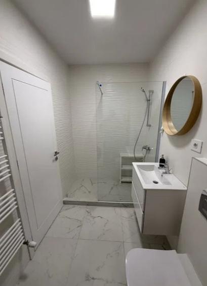 Apartament cu 2 camere semidecomandat, mobilat în Pipera