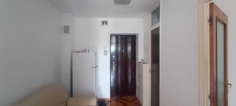 Garsonieră decomandată în Lujerului