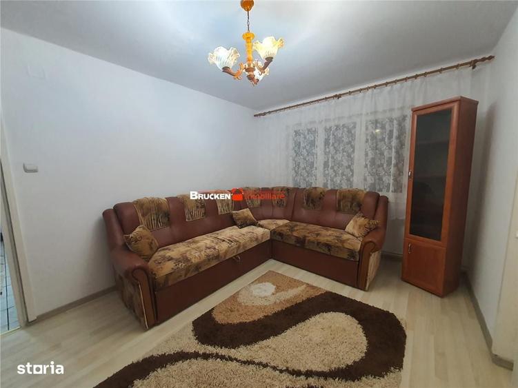 Apartament cu 3 camere nedecomandat în Central