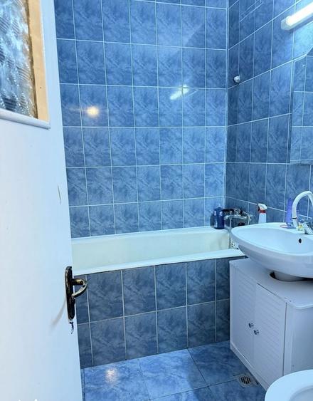 Apartament cu 3 camere decomandat, mobilat în Giurgiului