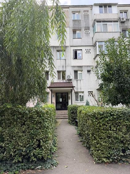 Apartament cu 2 camere semidecomandat în Satu Nou