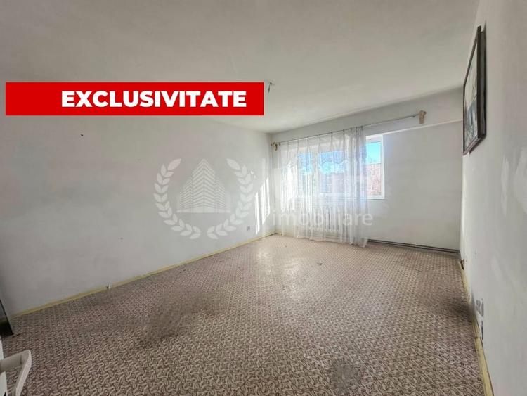 Apartament cu 3 camere decomandat în Zorilor