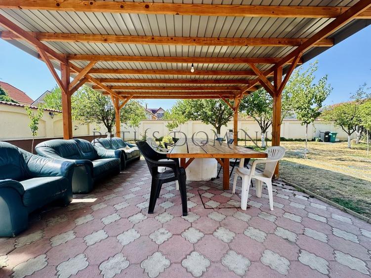 Apartament cu 6 camere, mobilat în Nufărul