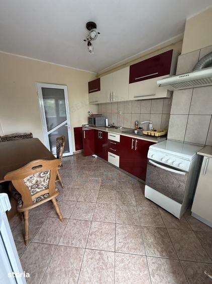 Apartament cu 2 camere decomandat în Micro 21