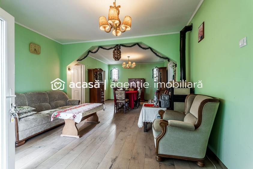 Casă individuală cu 3 camere cu Canalizare în Seleuș
