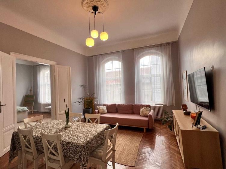 Apartament cu 3 camere decomandat în Ultracentral
