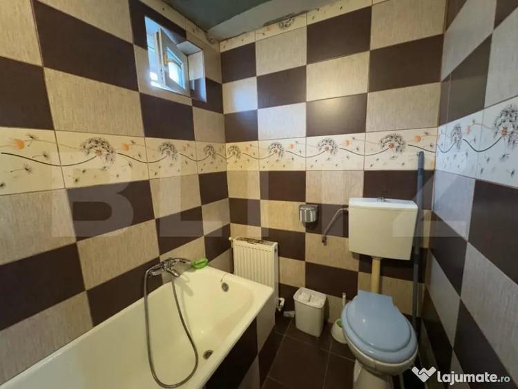 Casă cu 3 camere cu Teren 2000 Mp în Central