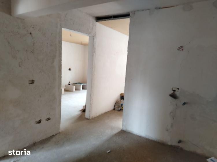 Apartament cu 4 camere decomandat în Gării