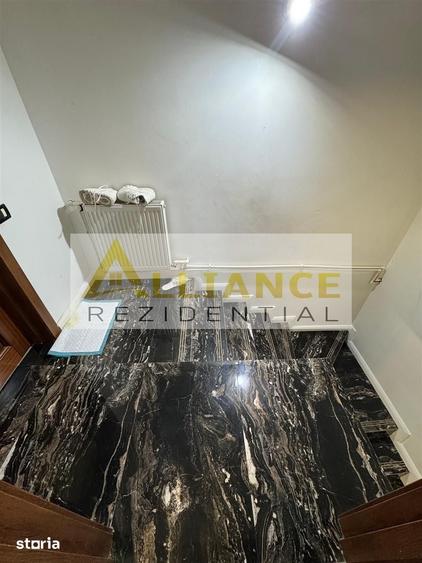 Casă cu 7 camere cu Teren 450 Mp în Jilava