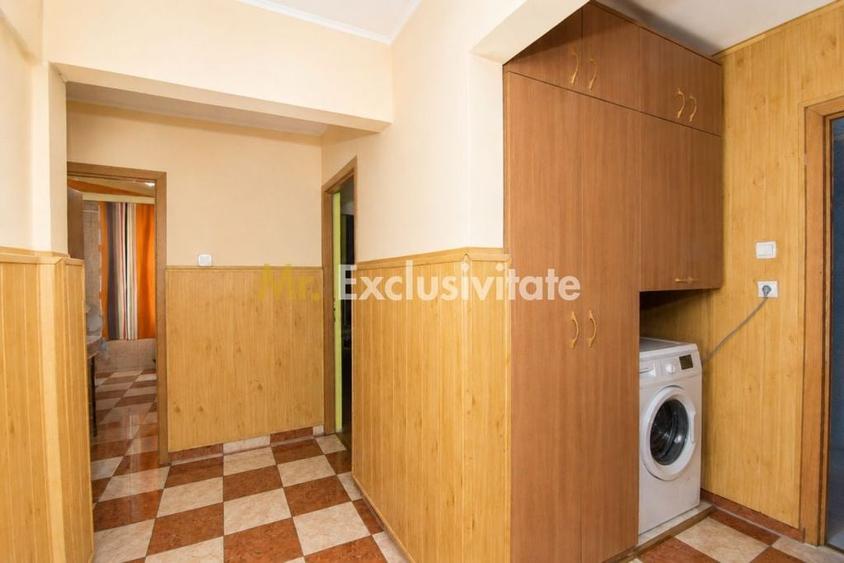 Apartament cu 3 camere decomandat în Prundu