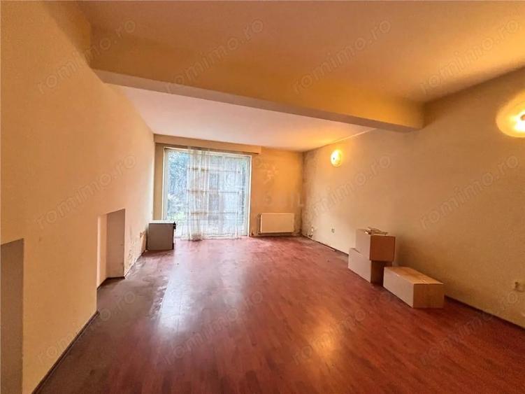 Casă cu Teren 987 Mp în Vasile Alecsandri