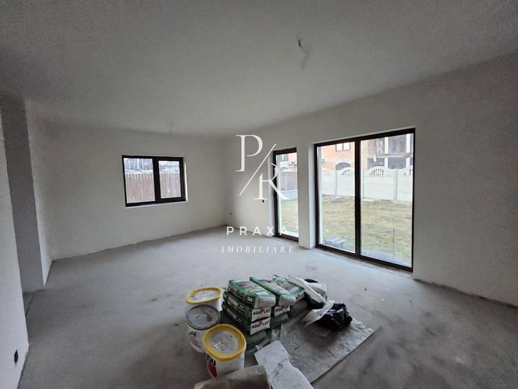 Duplex cu 4 camere cu Canalizare în Gilău