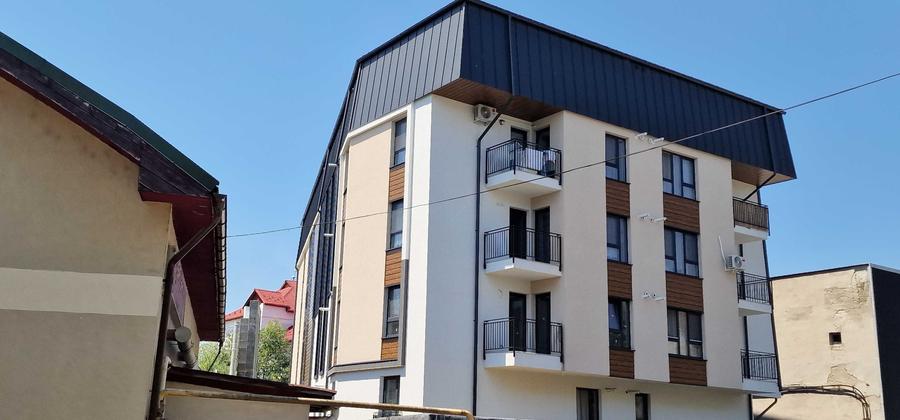 Apartament cu 3 camere decomandat în Ultracentral