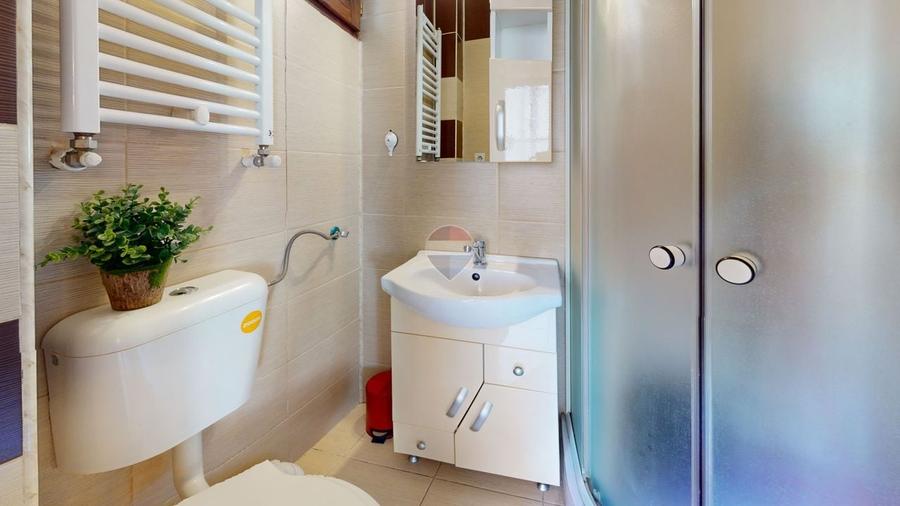 Apartament cu 2 camere decomandat în Brașovul Vechi