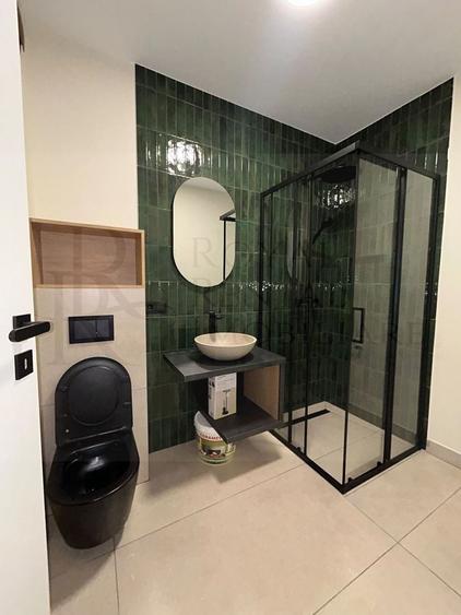 Apartament cu 3 camere decomandat, mobilat în Bulgaria