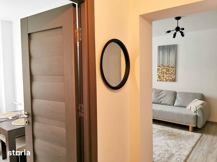 Apartament cu 2 camere semidecomandat în Central