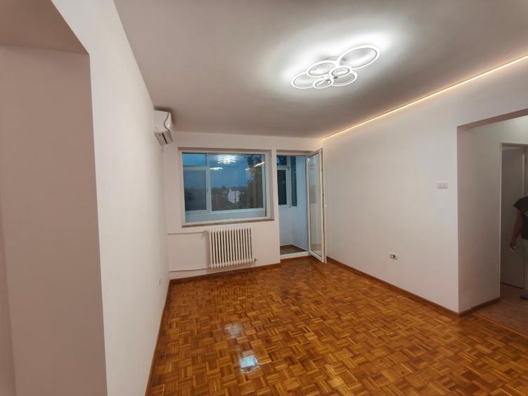 Apartament cu 2 camere semidecomandat, mobilat în Tomis II