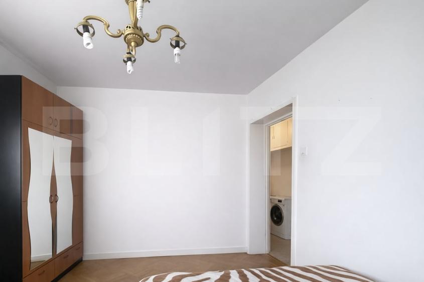 Apartament cu 3 camere decomandat, mobilat în Tudor