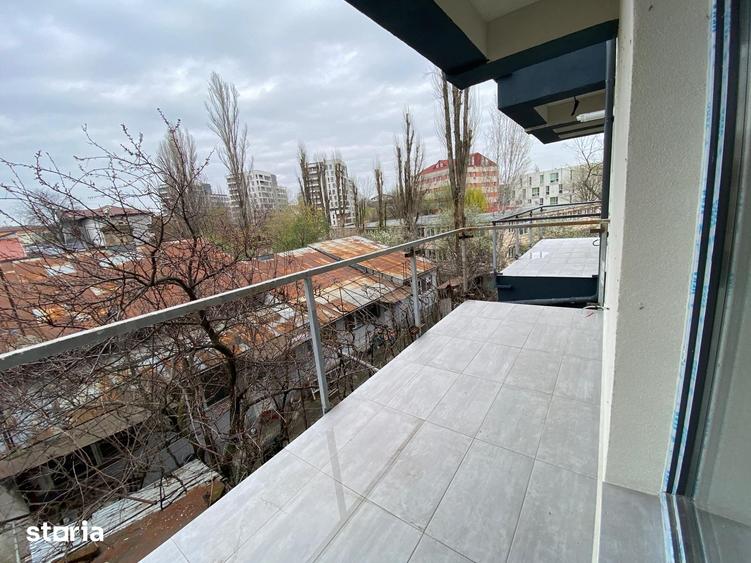 Apartament cu 4 camere în Crângași
