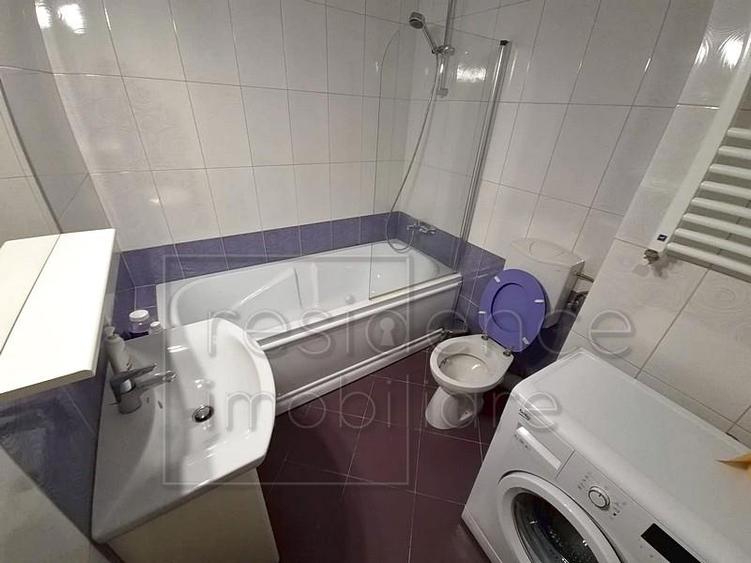 Apartament cu 2 camere semidecomandat în Între Lacuri