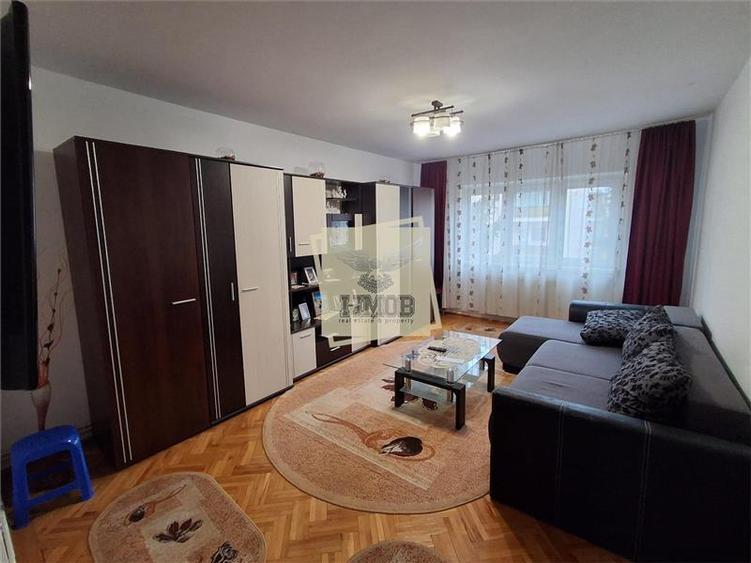 Apartament cu 2 camere decomandat, mobilat în Hipodrom 1