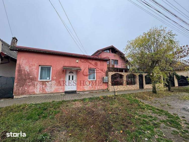 Casă cu 7 camere cu Teren 1765 Mp în Orțișoara