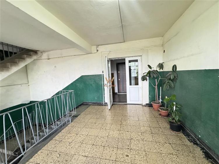 Apartament cu 2 camere decomandat în Terezian